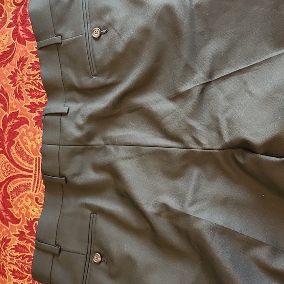 Ralph Lauren 38x32 black pleated dress pants, like new - Picture 5 of 9
